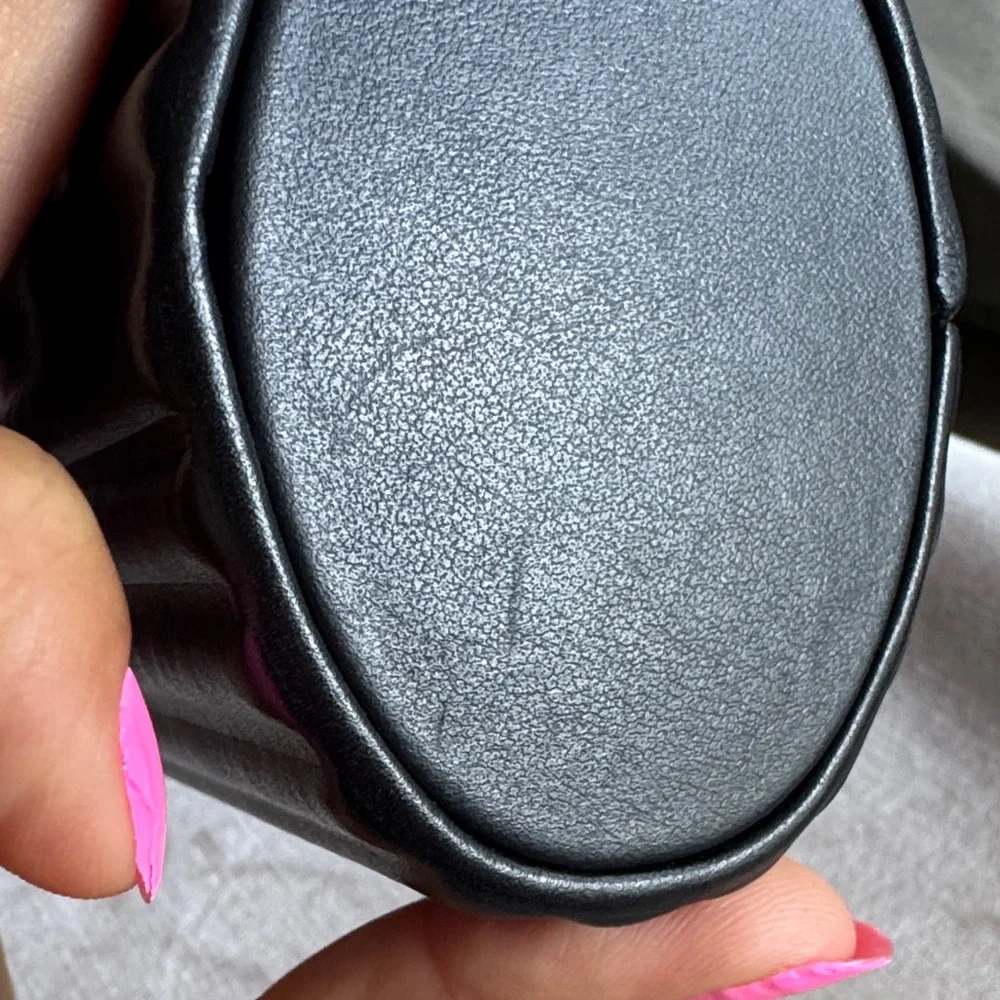 Yves Saint Laurent Black Clutch - Picture 13 of 14